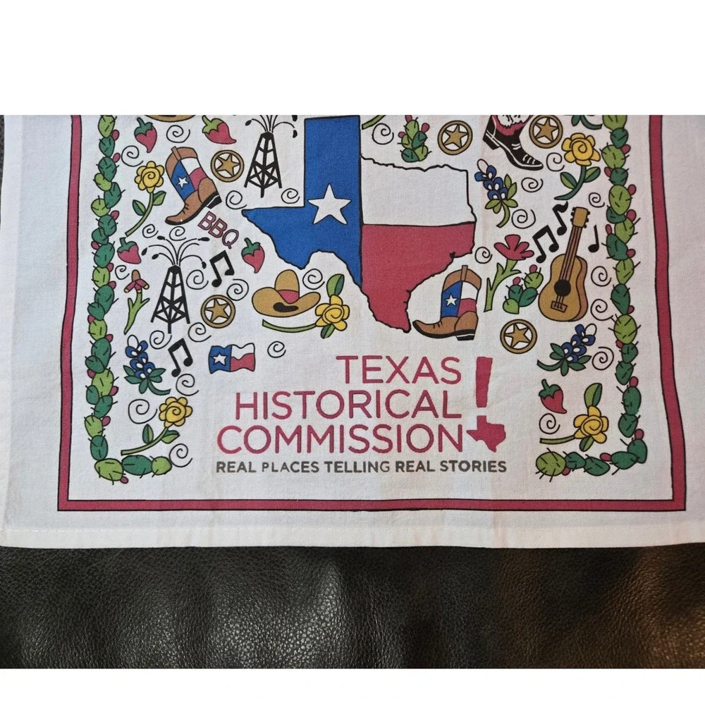 Texas Historical Commission Tea Towel Souvenir White Red Blue ExcellentCondition